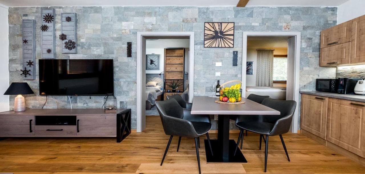 Apartman Stella Mýto pod Ďumbierom Екстериор снимка
